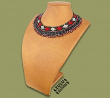Beaded Thandi Necklace Black Silver Red
